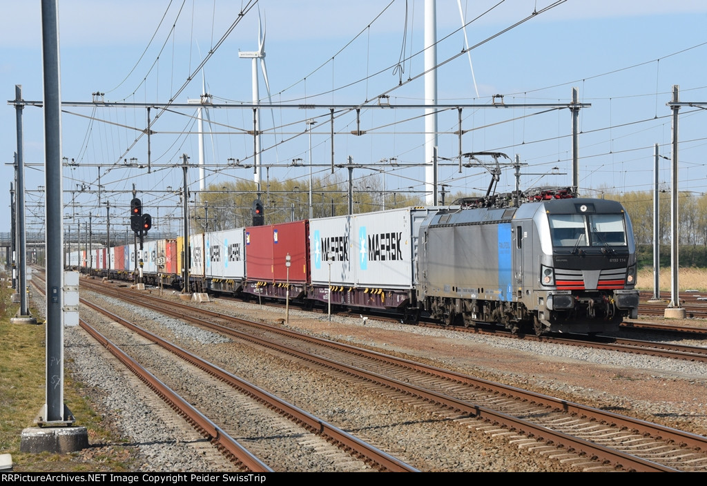 Rail Force One 193 114